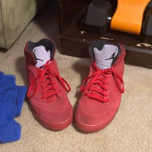 Air Jordan Retro 5 (Red Suede)University